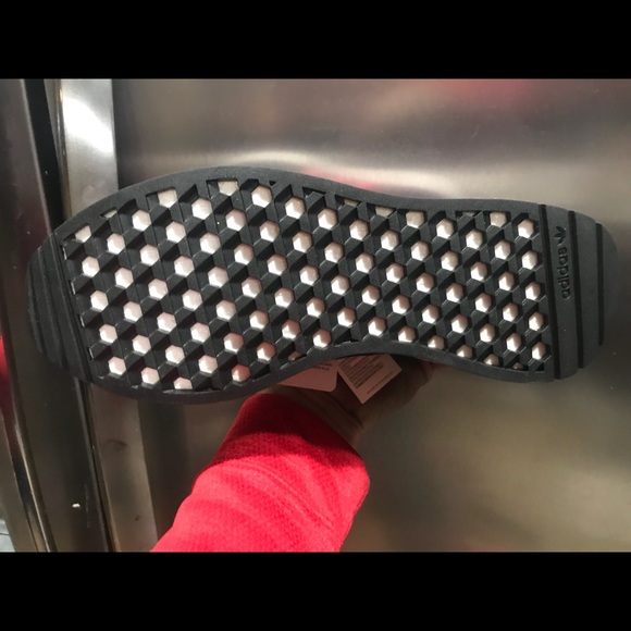 Sold out🛷🥊adidas New! MARATHON TECH Originals! - Picture 8 of 10